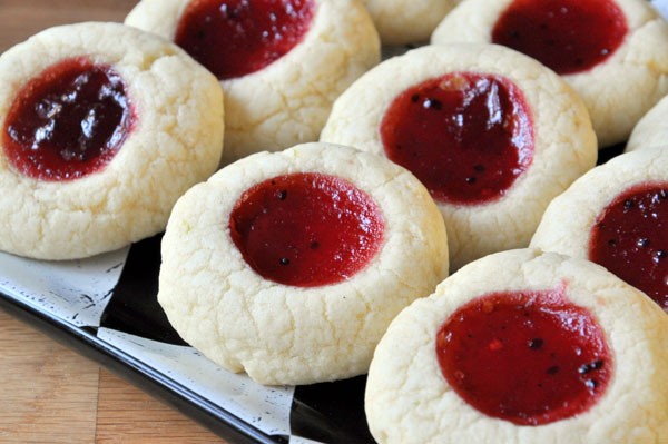 crop_weblime-and-cranberry-thumbprint-cookies