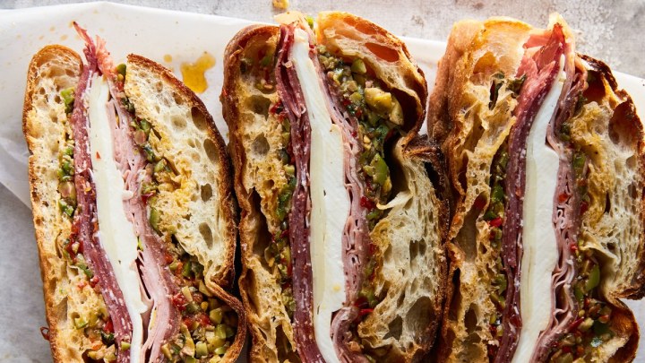 the-ba-muffuletta